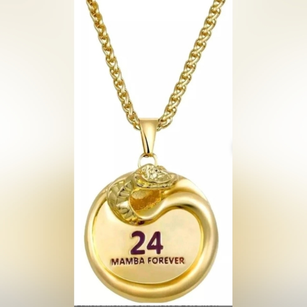 New! Hand Made Kobe Bryant Mamba Forever Lakers Chain/Necklace Pendant w/Posters
